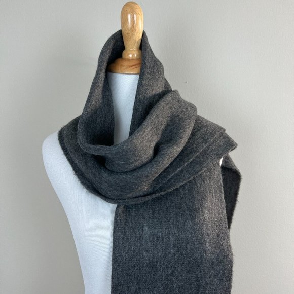 Lucky Brand Heather Dark Grey Brushed Knit Fringe Long Scarf Soft Wrap New NWT - Picture 3 of 12